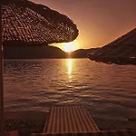 Moonlight Boutique -